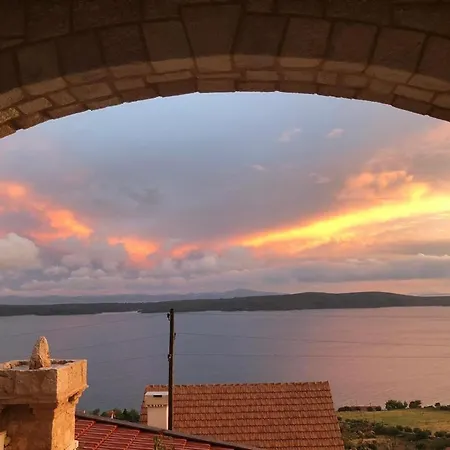 Zavala-lighthouse * زافالا