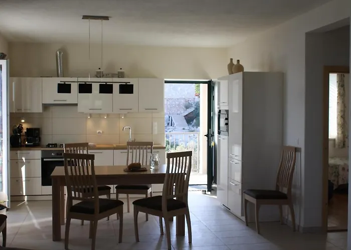 Zavala-lighthouse * Zavala