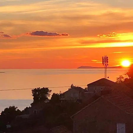 Zavala-lighthouse * זבלה