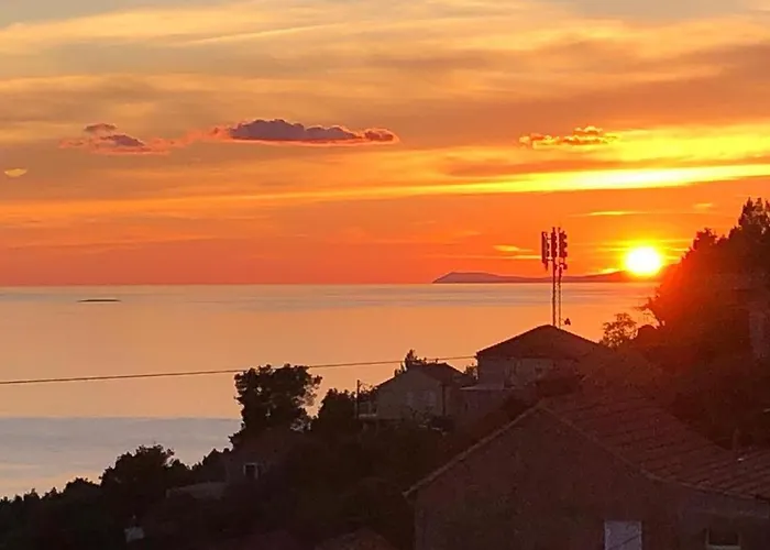 Zavala-lighthouse * Zavala