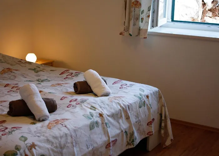 Zavala-lighthouse Apartman *
